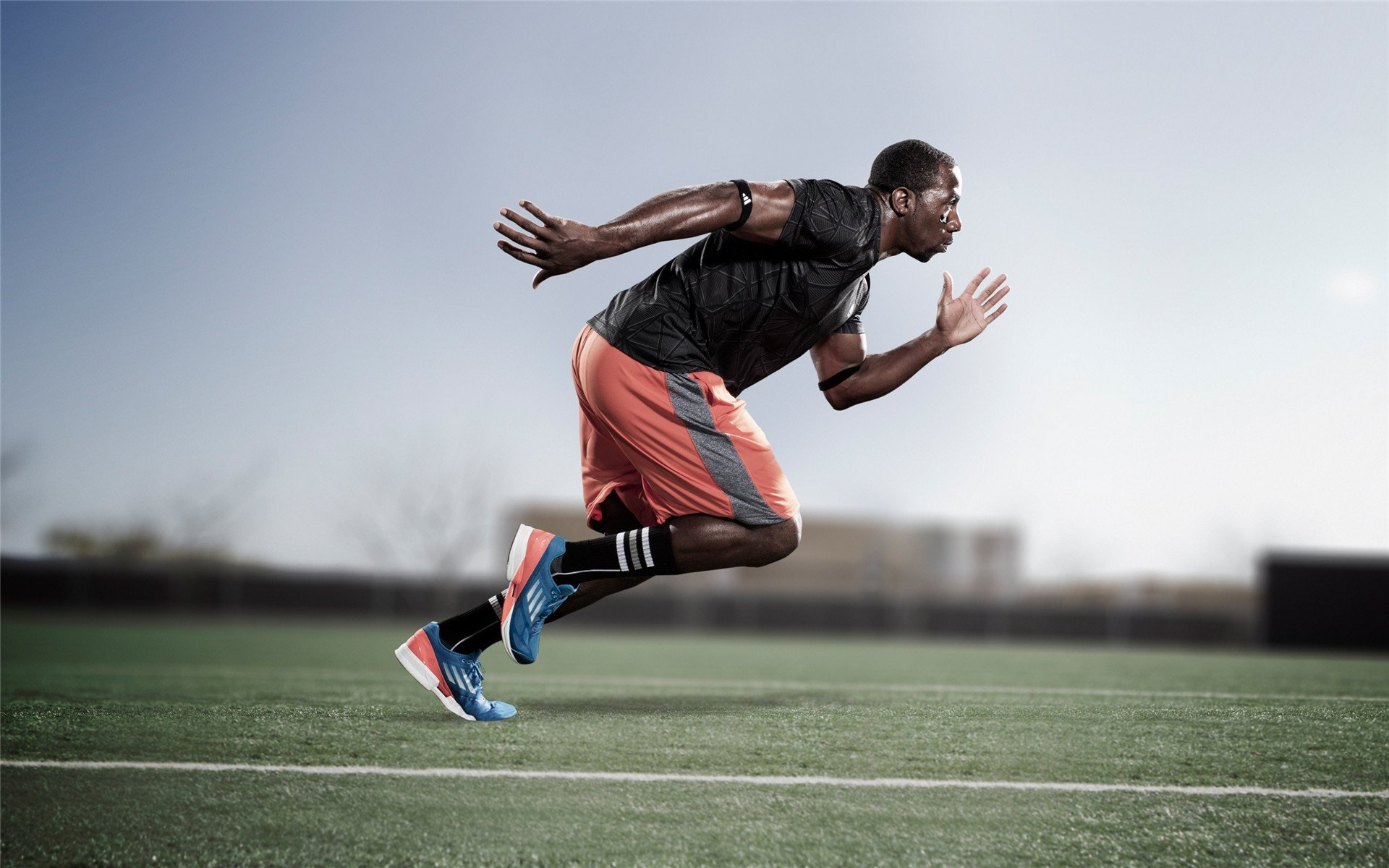 法国锋线三叉戟迷失在小组赛，法国三叉戟足球